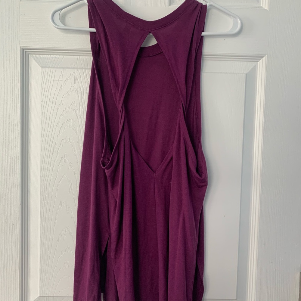 Open back - Picture 2 of 2